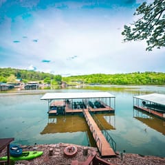 Lakefront Home 4Bed/3Bath/Dock/Firepit/Grill/Kayaks-10PP
