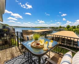 Adventure West-Lakefront 1BD/1BA/Indoor Pool/Outdoor Pool/Hottub/Grill/Pickleball/Pet Friendly-4PP - Image 3