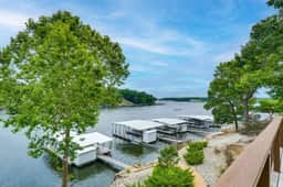 Backwater Cove 4 Bed/2.5 Bath/Dock/Deck-Sleeps-10PP - Image 2