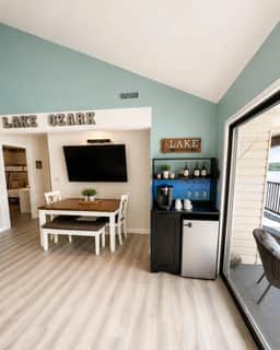 Blue Haven Lakefront 2 BED/2BATH/Pool/Pet Friendly-6PP - Image 5