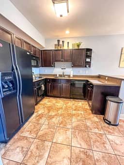 Bogey Bungalow-Four Seasons-1BD/1BA/Balcony/Pool/Golf-2PP - Image 2