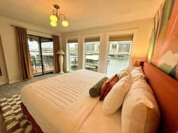 Daylight Cove: Lakefront Condo, Pool, Hot Tub! - Image 4