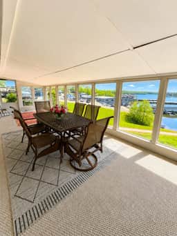 Lakefront 4BD/2.5BA Grill/Dock/Sleeps 13PP - Image 4