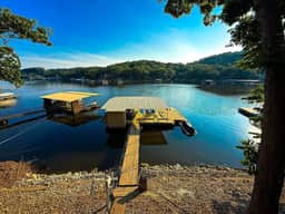 Lakefront-4BD/2BA/Dock/Grill/Decks-12PP - Image 2
