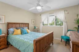 Lakeview Condo-Dock/Pool/Hottub/Sauna-8PP - Image 5