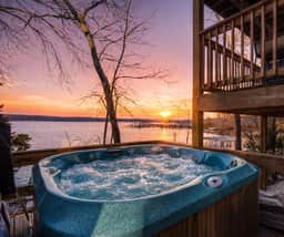 Sunset & Chill Getaway-3BED/2BATH/Dock/Firepit/Hottub-10PP - Image 3