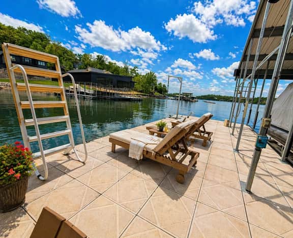 Cresta Pointe-Luxury Lakefront Estate in Porto Cima- 6BD/5.5BA/Pool, Theater, Dock, Concierge- Sleeps 18 - Image 5
