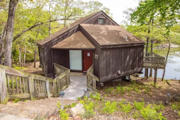 Lake & Leaf Hideaway #77-Lakefront/3BD/3BA/Pools/Grill/Dock-6PP - Image 2