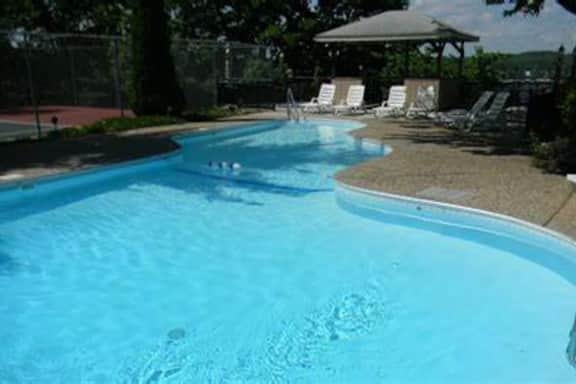 Lakefront Luxury 2BD/2BA Condo at The Falls-7PP - Image 5