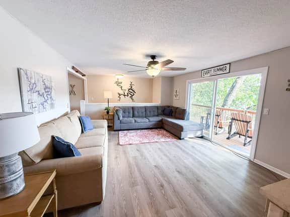 Lakefront-4BD/2BA/Dock/Grill/Decks-12PP - Image 3
