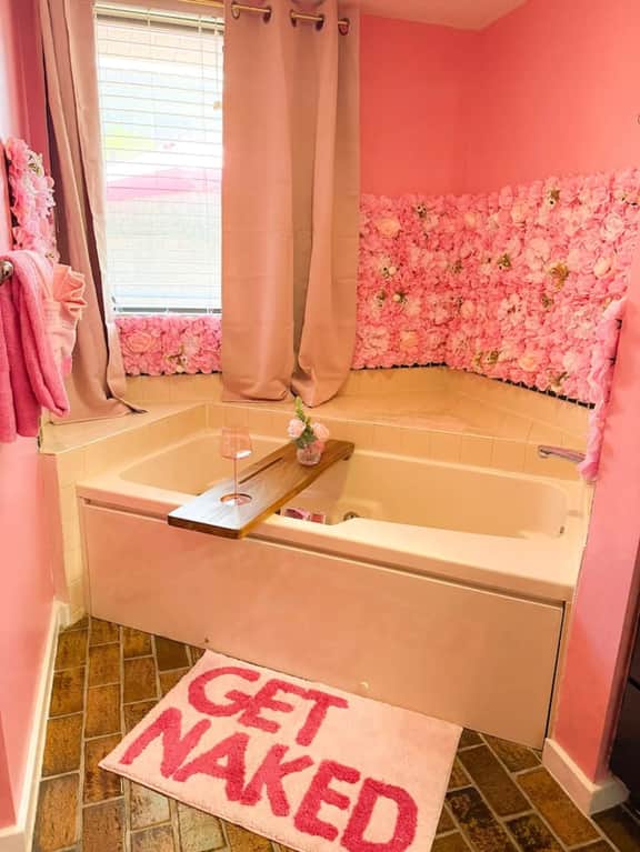 Pinkies Paradise-3BD/2BA/Sleeps 8PP-Lake Ozark - Image 5