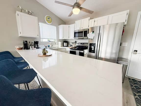 Reflections Retreat 2BD/2BA/Balcony/Pools/Hottub-4PP - Image 5