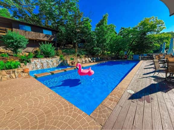 The Lakeview Nest #53-3BD/3BA//Pools/Grill/Dock/Deck-6PP - Image 2