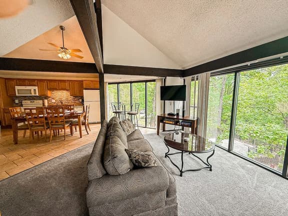 Evergreen Escape #54-3BD/3BA/Pools/Grill/Dock/Deck-6PP - Image 1