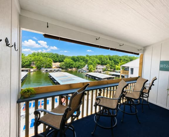 Herons Hideaway-Lakefront-1BD/1BA/Pool/Osage Beach-4PP - Image 1