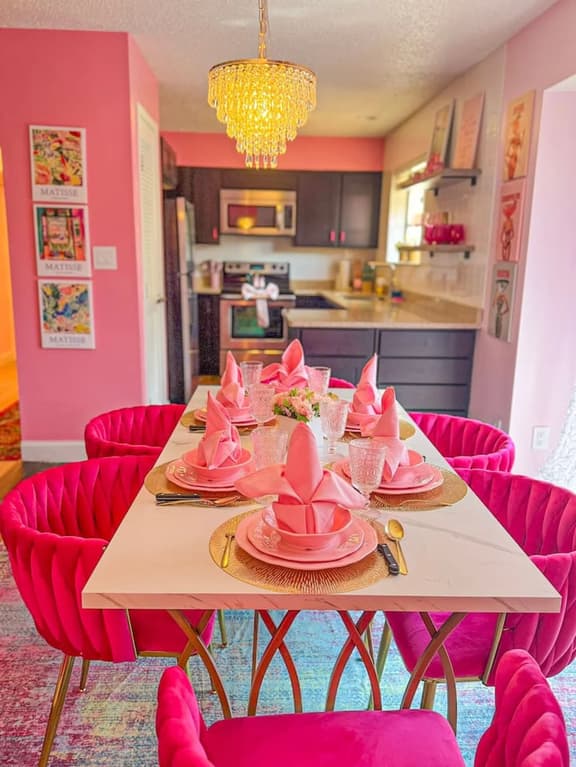 Pinkies Paradise-3BD/2BA/Sleeps 8PP-Lake Ozark - Image 1